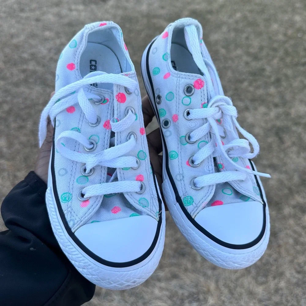 Converse Chuck Taylor All Star Low Top Little Girl Polka Dot Sneakers Size 13‎